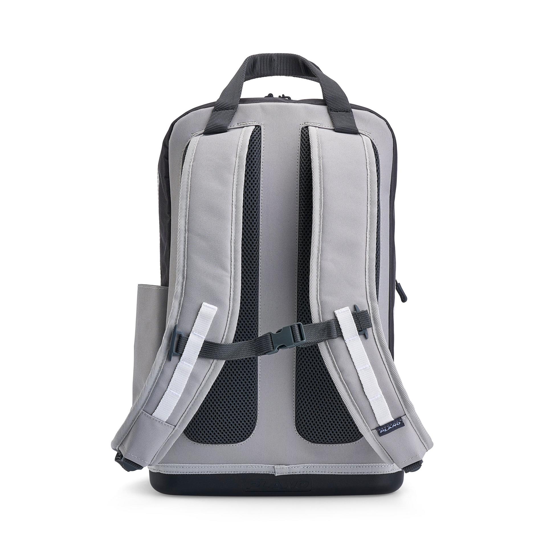 Weekend™ Tackle Backpack 17 Weekend™ Tackle Backpack