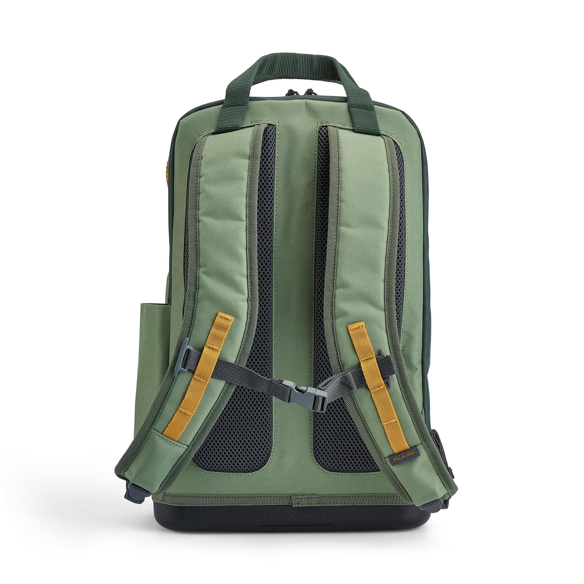 Weekend™ Tackle Backpack 18 Weekend™ Tackle Backpack