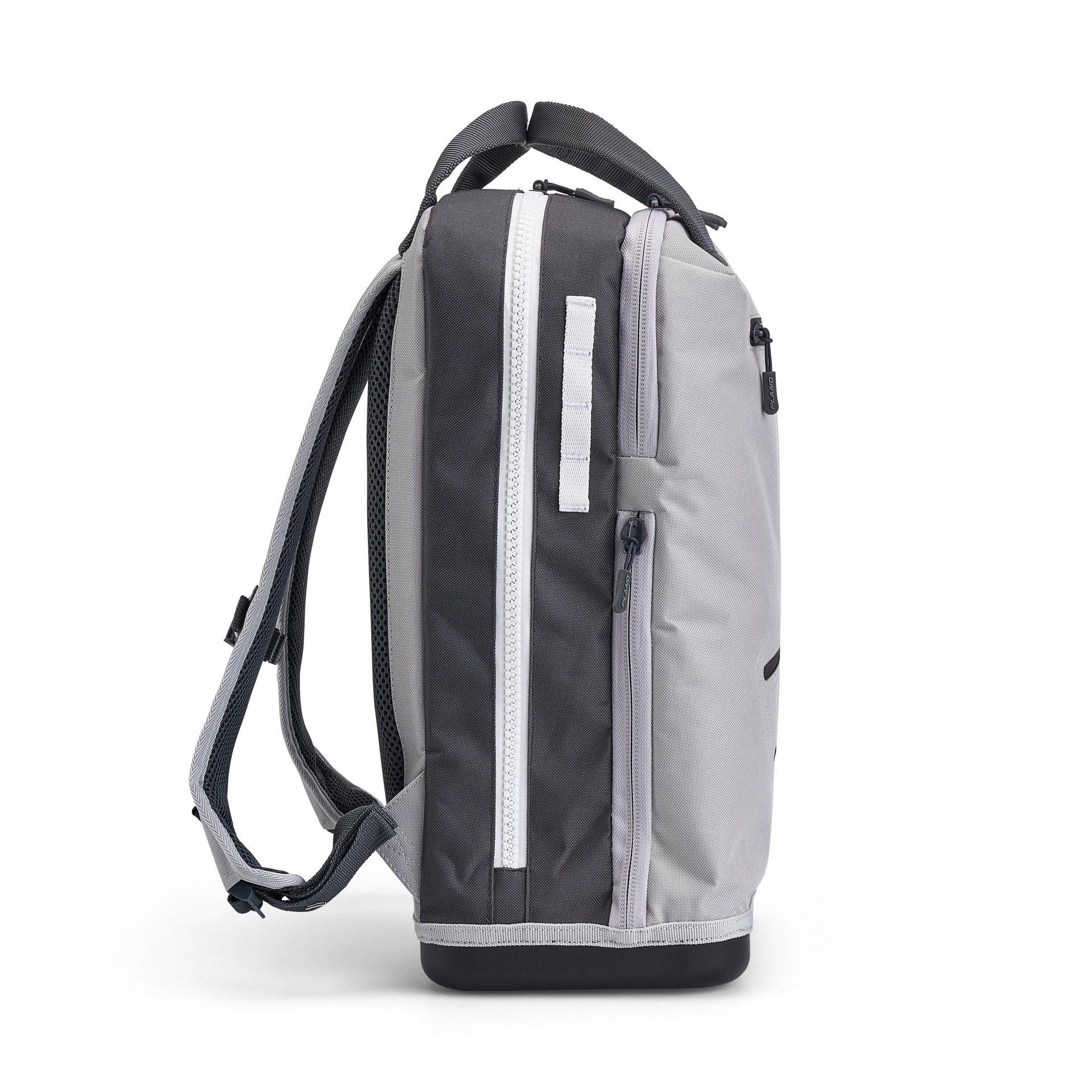 Weekend™ Tackle Backpack 42 Weekend™ Tackle Backpack