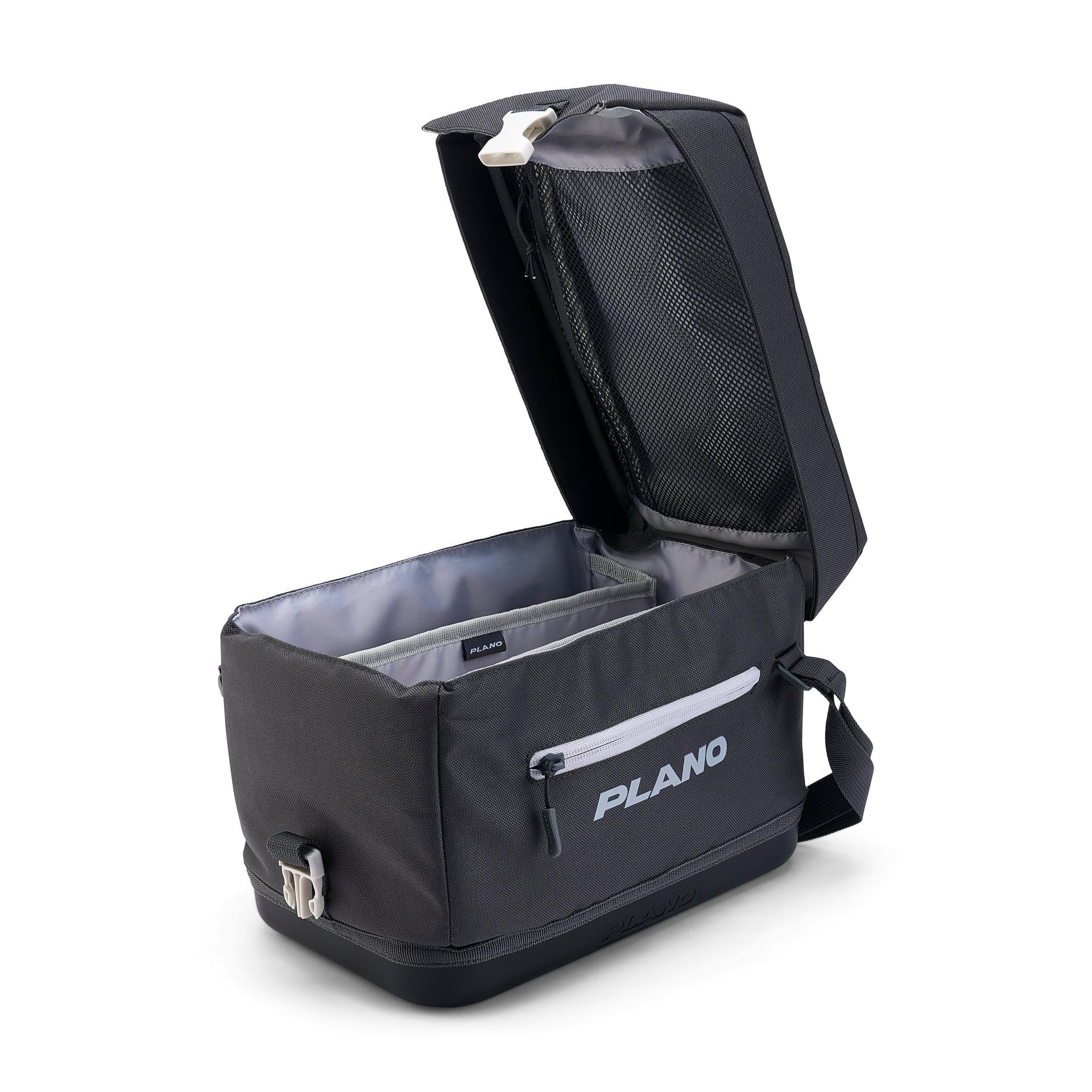 Weekend™ Softsider Tackle Bag 30 Weekend™ Softsider Tackle Bag