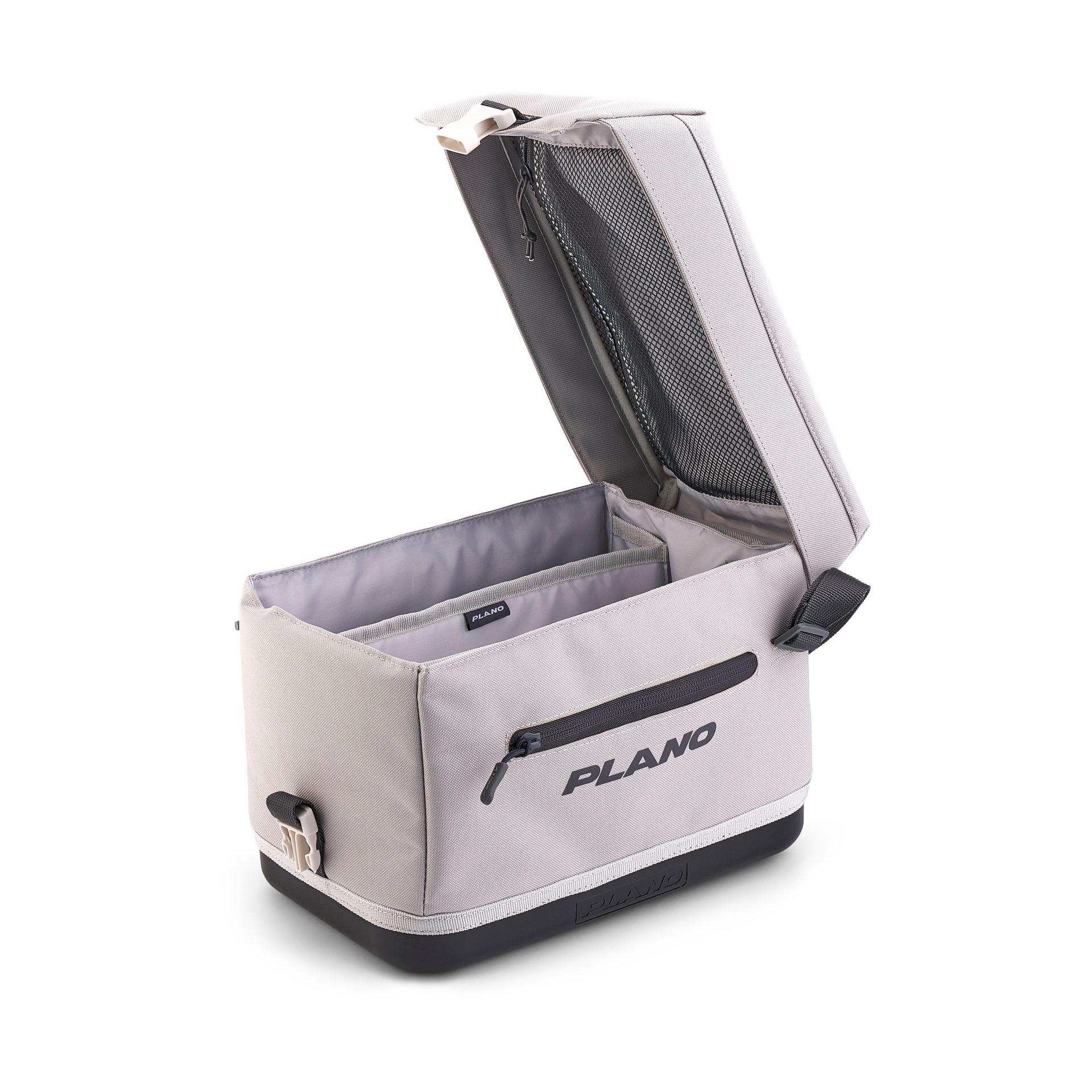 Weekend™ Softsider Tackle Bag 33 Weekend™ Softsider Tackle Bag